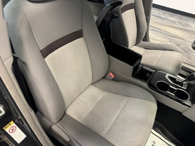 Used 2012 Toyota Camry LE FWD image 21