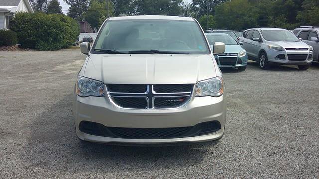 Used 2016 Dodge Grand Caravan SXT FWD image 6