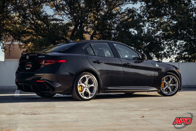 Used 2019 Alfa Romeo Giulia Quadrifoglio w/ Driver Assist Dynamic Package image 6