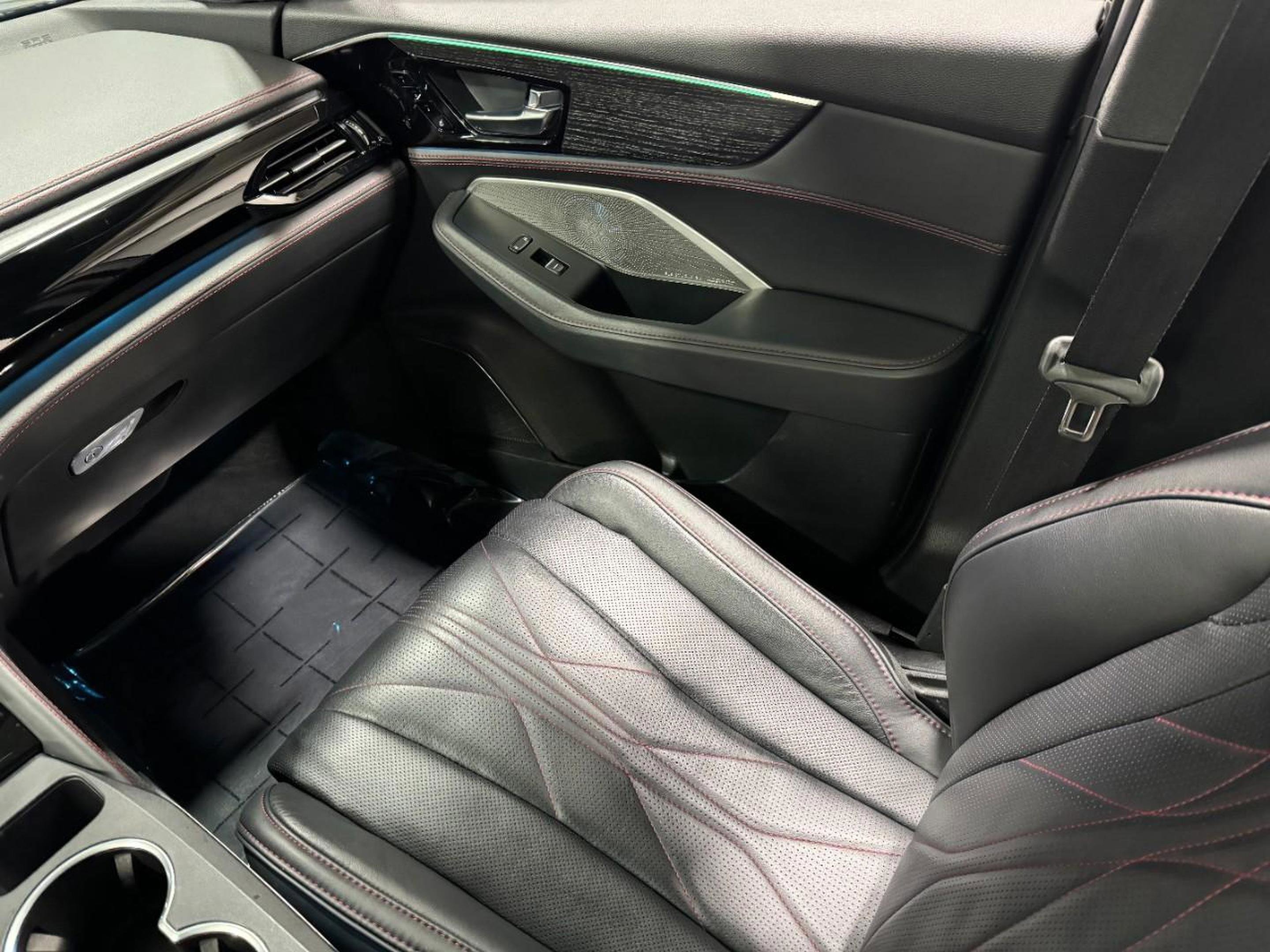 Used 2024 Acura MDX Type S image 18