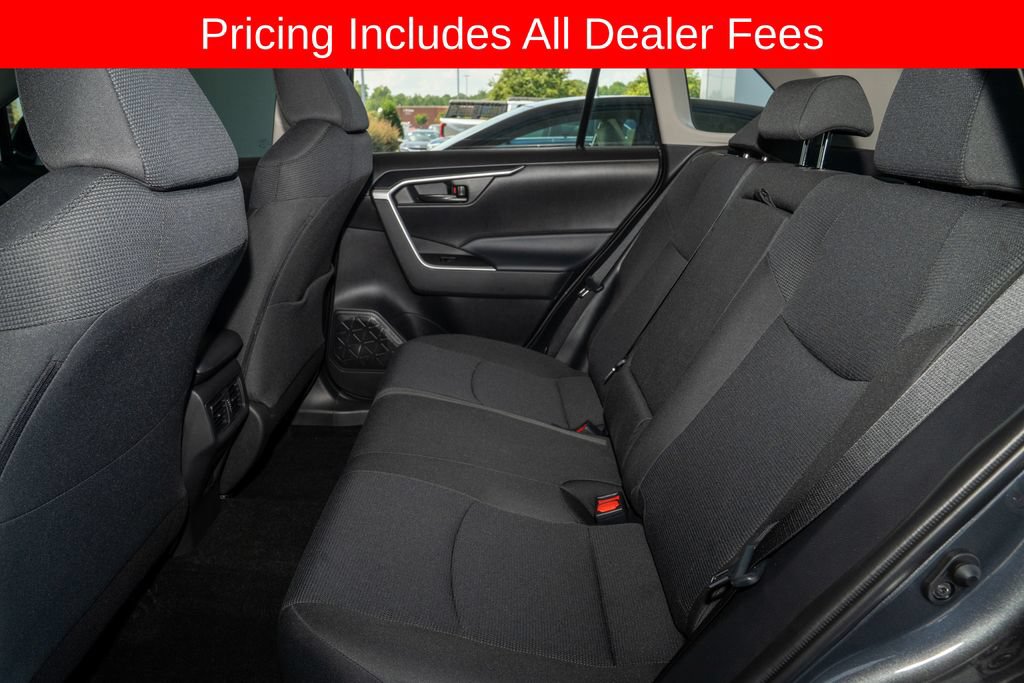 Used 2024 Toyota RAV4 LE FWD image 7