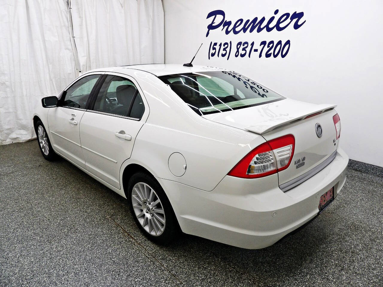 Used 2009 Mercury Milan Premier image 4