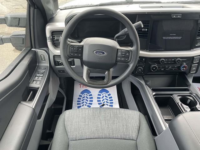 New 2026 Ford F250 XLT w/ XLT Premium Package AWD/4WD image 12