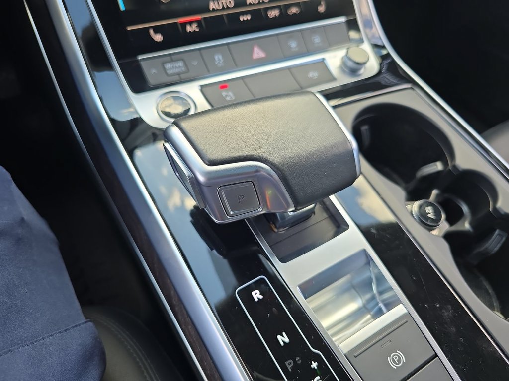 Used 2021 Audi Q7 3.0T Premium AWD/4WD image 22