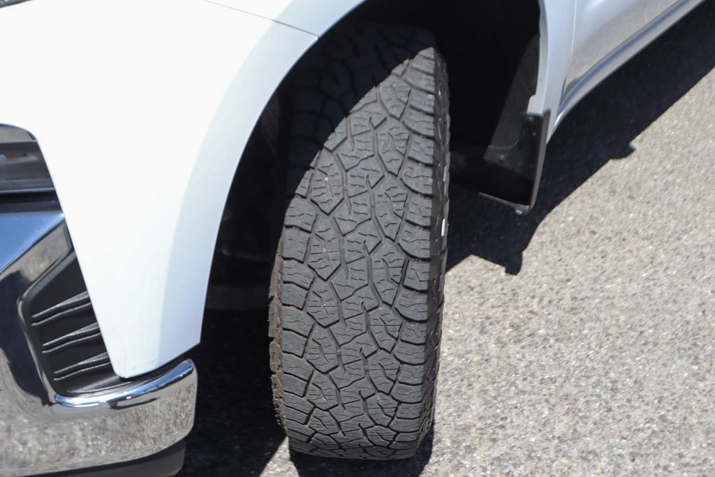 Used 2022 Chevrolet Silverado 1500 LT RWD image 40