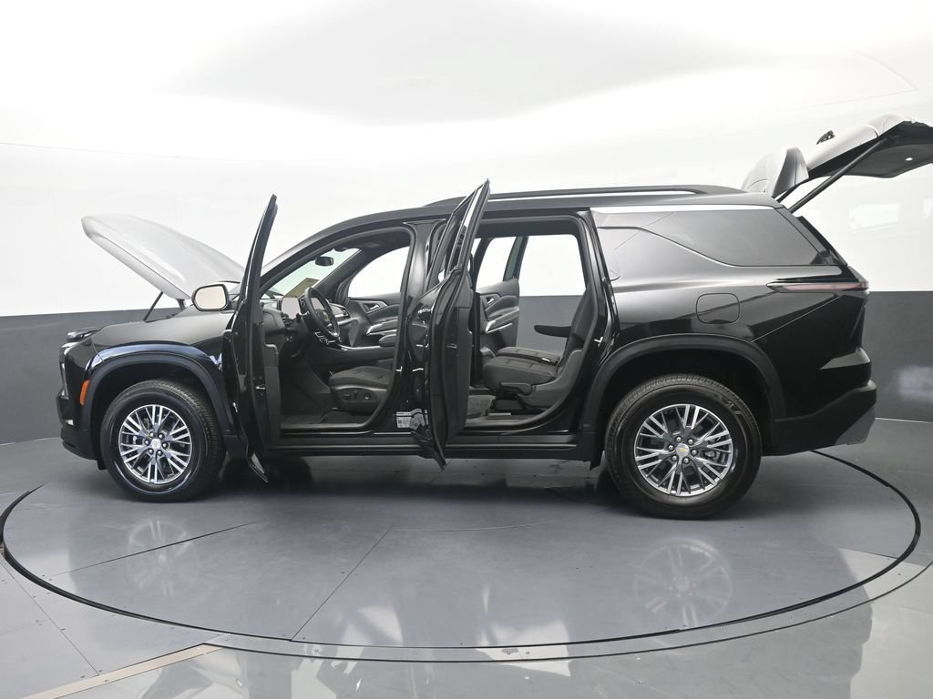 Used 2026 Chevrolet Traverse LT FWD image 73