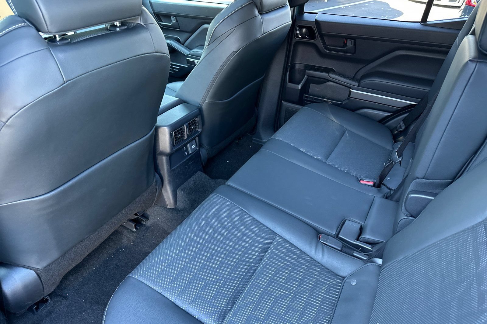New 2026 Toyota 4Runner TRD Off-Road Premium AWD/4WD image 37