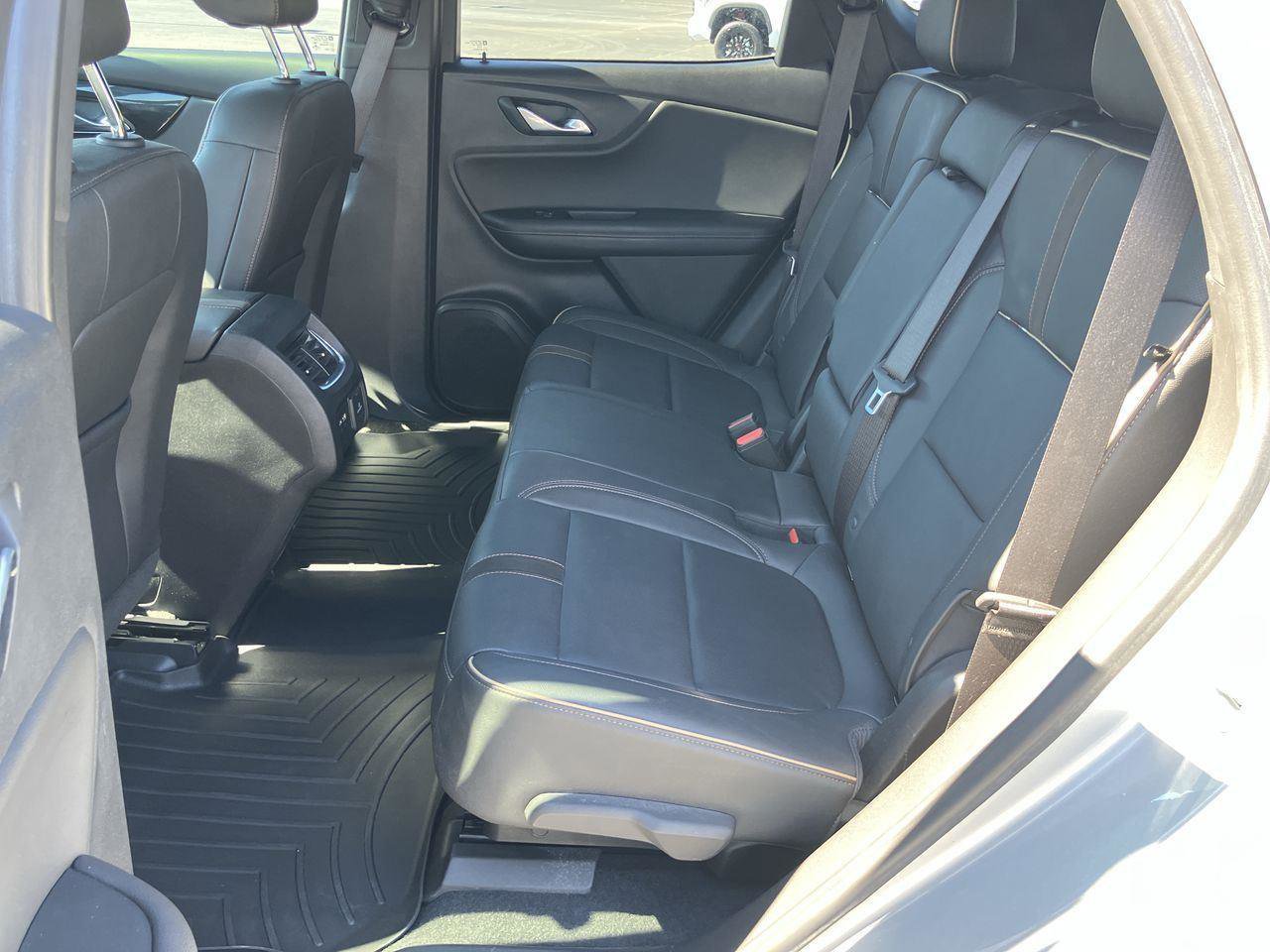 Used 2022 Chevrolet Blazer Premier image 25