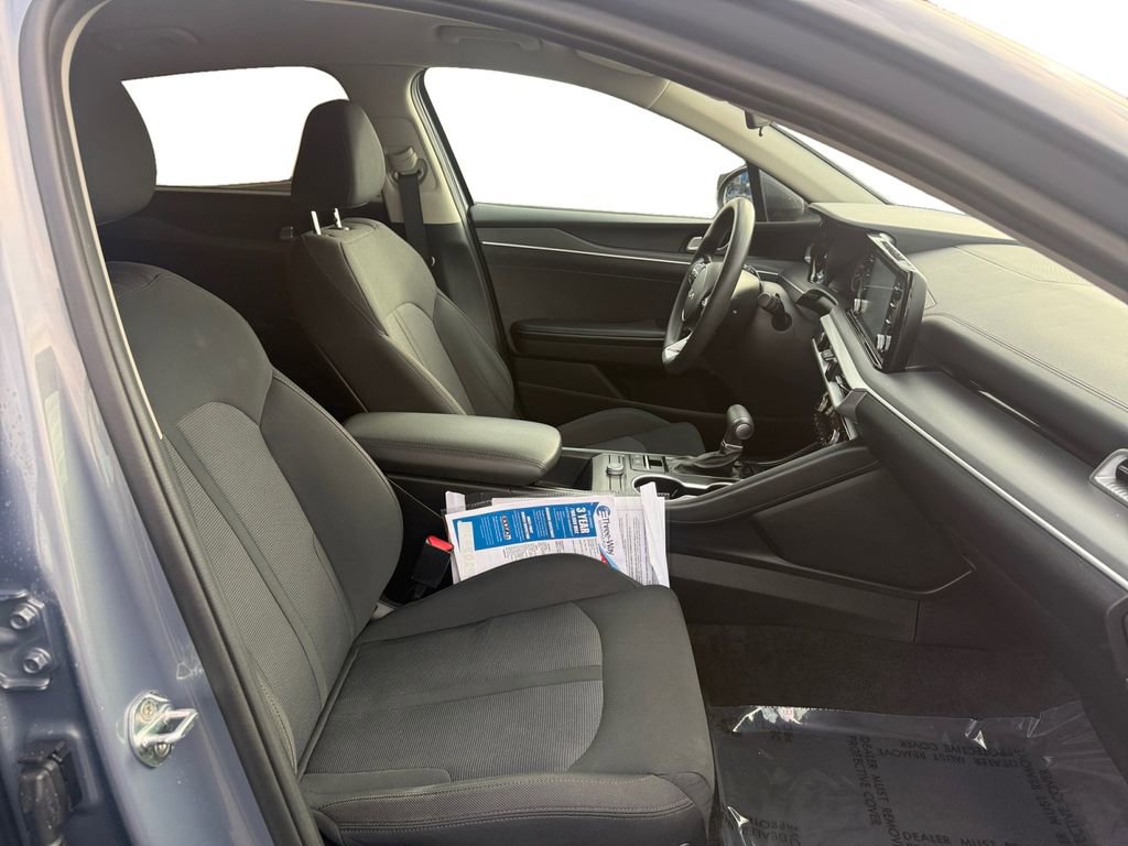 Used 2022 Kia K5 LXS image 17