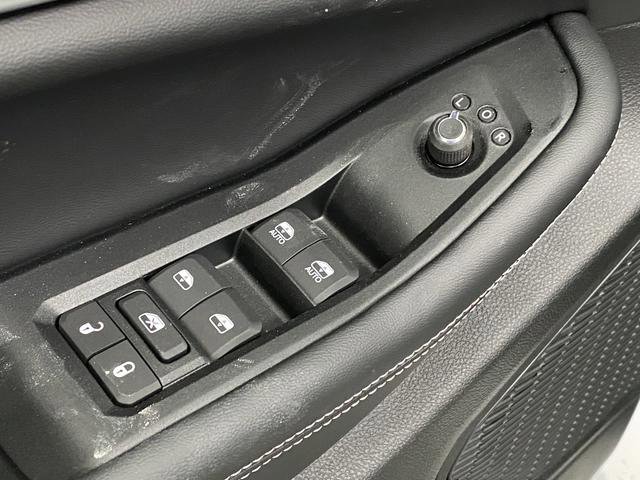 New 2026 Jeep Grand Cherokee Laredo image 31
