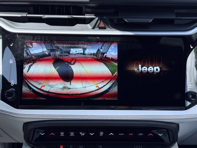 New 2026 Jeep Cherokee Limited AWD/4WD image 39