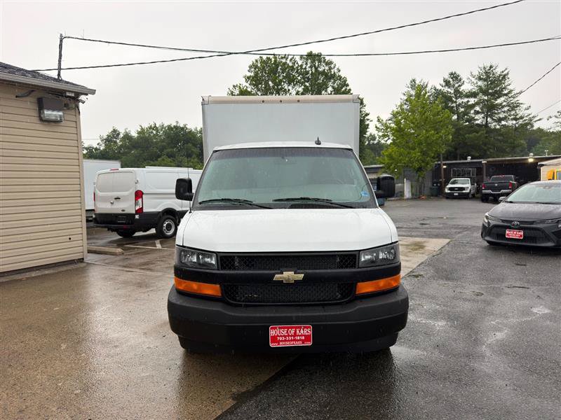 Used 2024 Chevrolet Express 3500 w/ Power Convenience Package RWD image 8