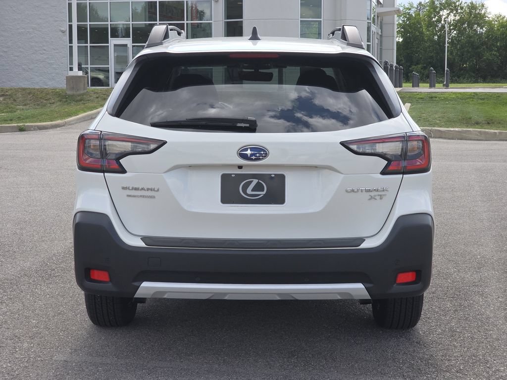 Used 2024 Subaru Outback Limited XT AWD/4WD image 8