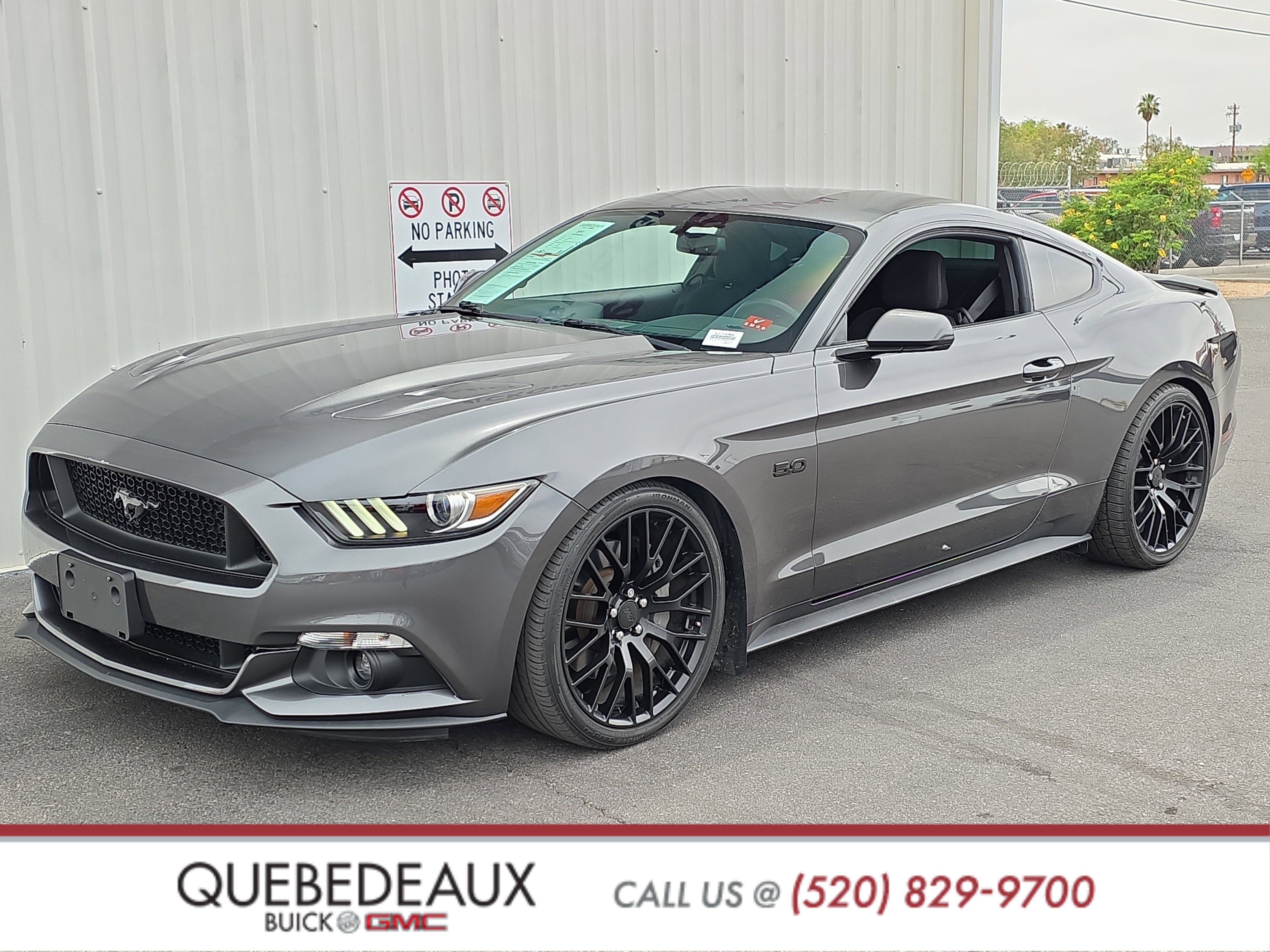 Used 2017 Ford Mustang GT RWD image 3
