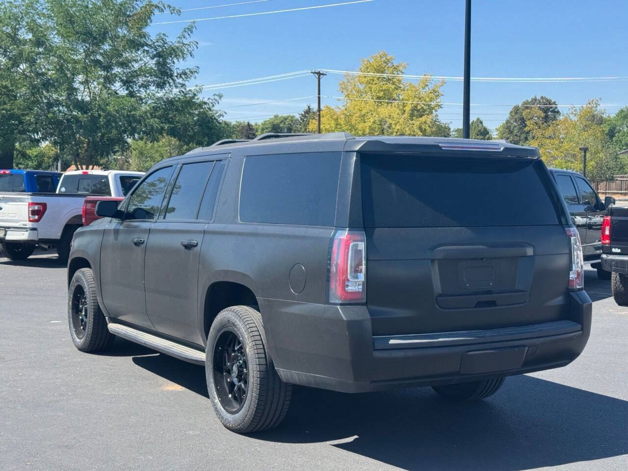 Used 2018 GMC Yukon XL SLT w/ Open Road Package AWD/4WD image 17