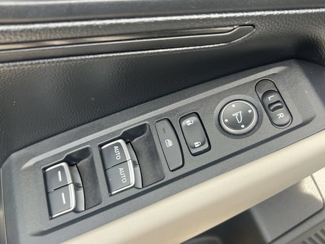 Used 2023 Honda Accord LX image 30