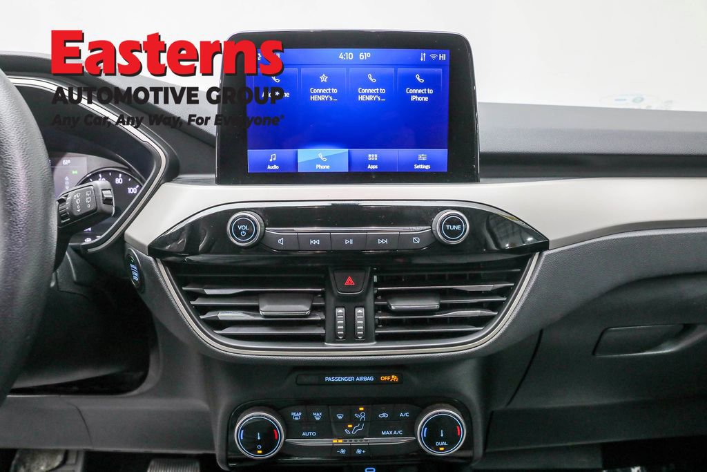 Used 2022 Ford Escape SE image 12