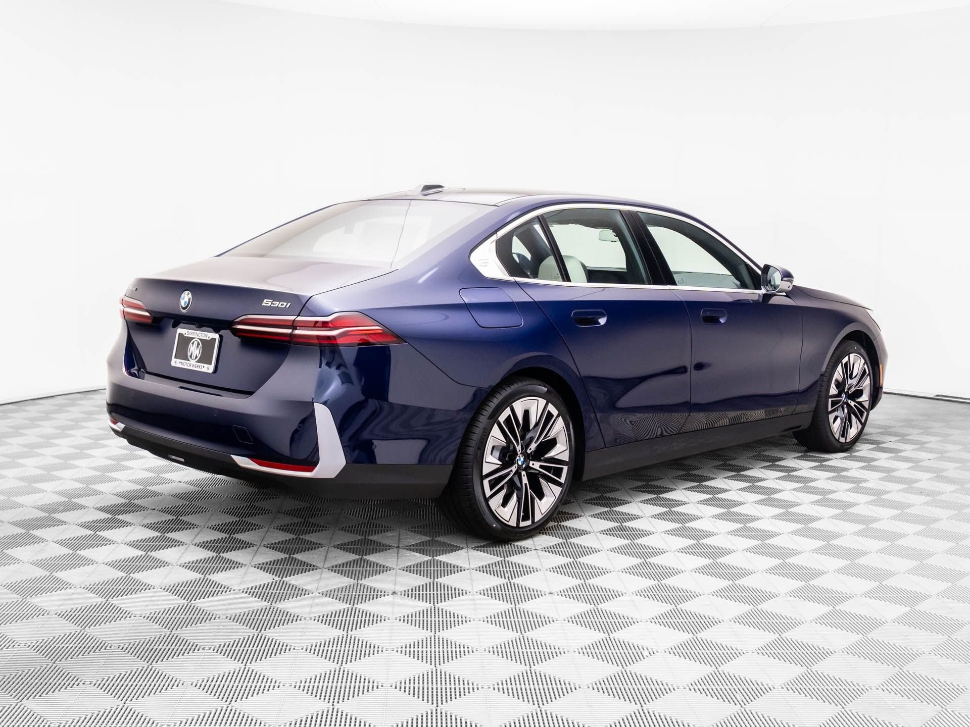 New 2026 BMW 530i xDrive AWD/4WD image 6
