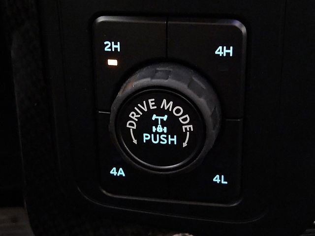 Used 2025 Ford F150 Lariat w/ Equipment Group 501A Mid image 27