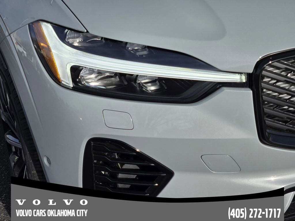 New 2026 Volvo XC60 T8 Ultra w/ Protection Package Premier image 9