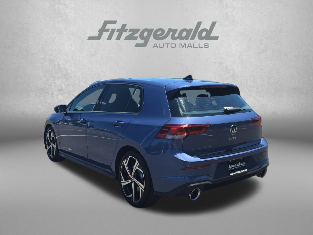 Used 2026 Volkswagen GTI SE FWD image 5