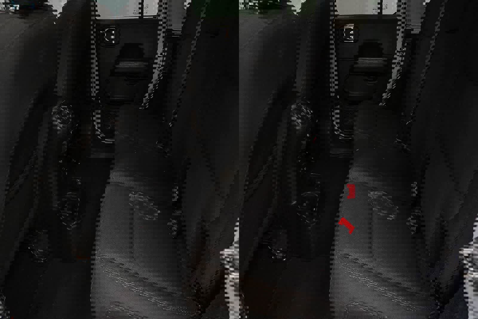 Used 2023 Jeep Wrangler Sahara w/ Cold Weather Group image 18