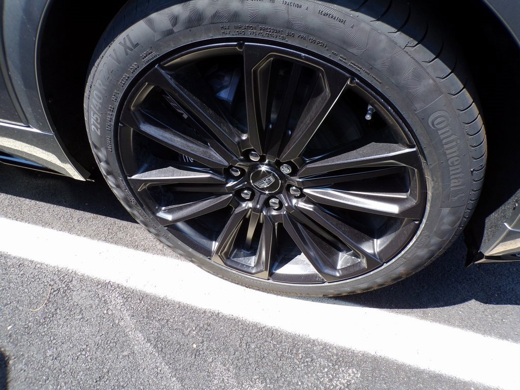 New 2026 Cadillac Lyriq V image 4