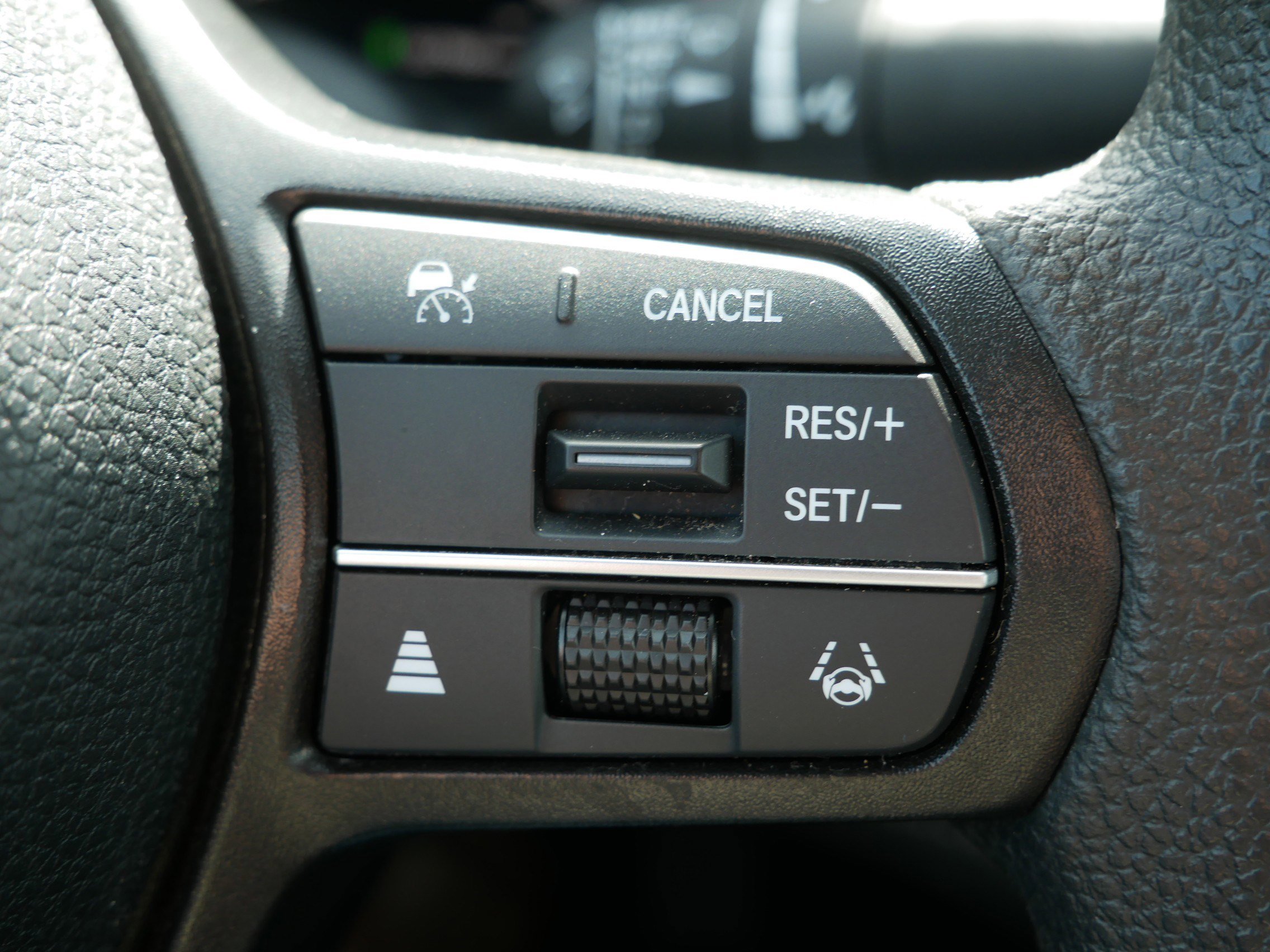 Used 2023 Honda Accord EX image 29