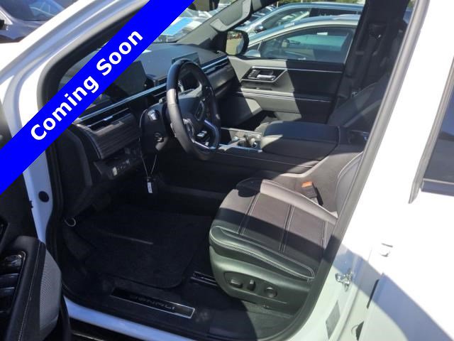 Used 2025 GMC Sierra EV Denali AWD/4WD image 14