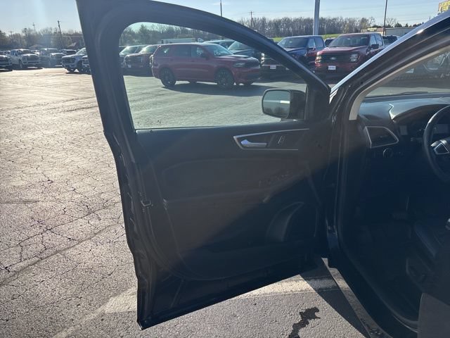 Used 2024 Ford Edge SEL w/ Convenience Package AWD/4WD image 14