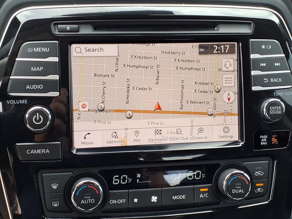 Used 2023 Nissan Maxima Platinum w/ Sport Mat Group FWD image 18