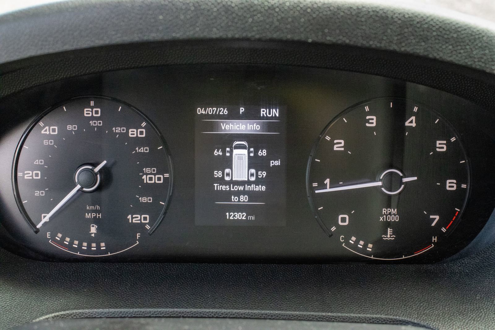 Used 2024 RAM ProMaster 2500 w/ Convenience Group image 12