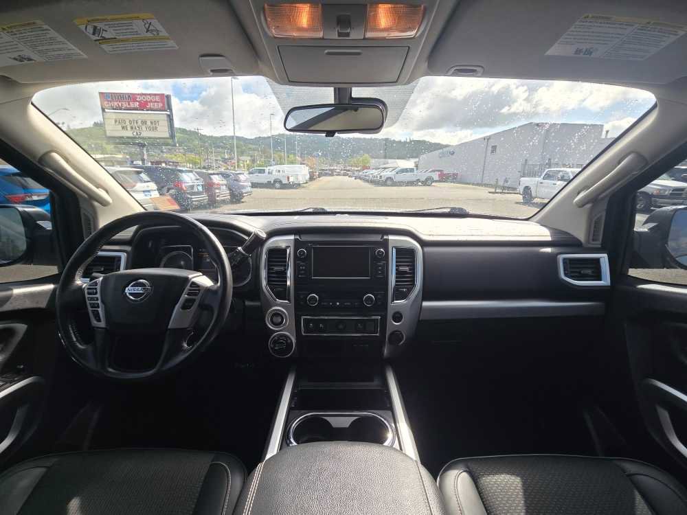 Used 2019 Nissan Titan PRO-4X AWD/4WD image 15