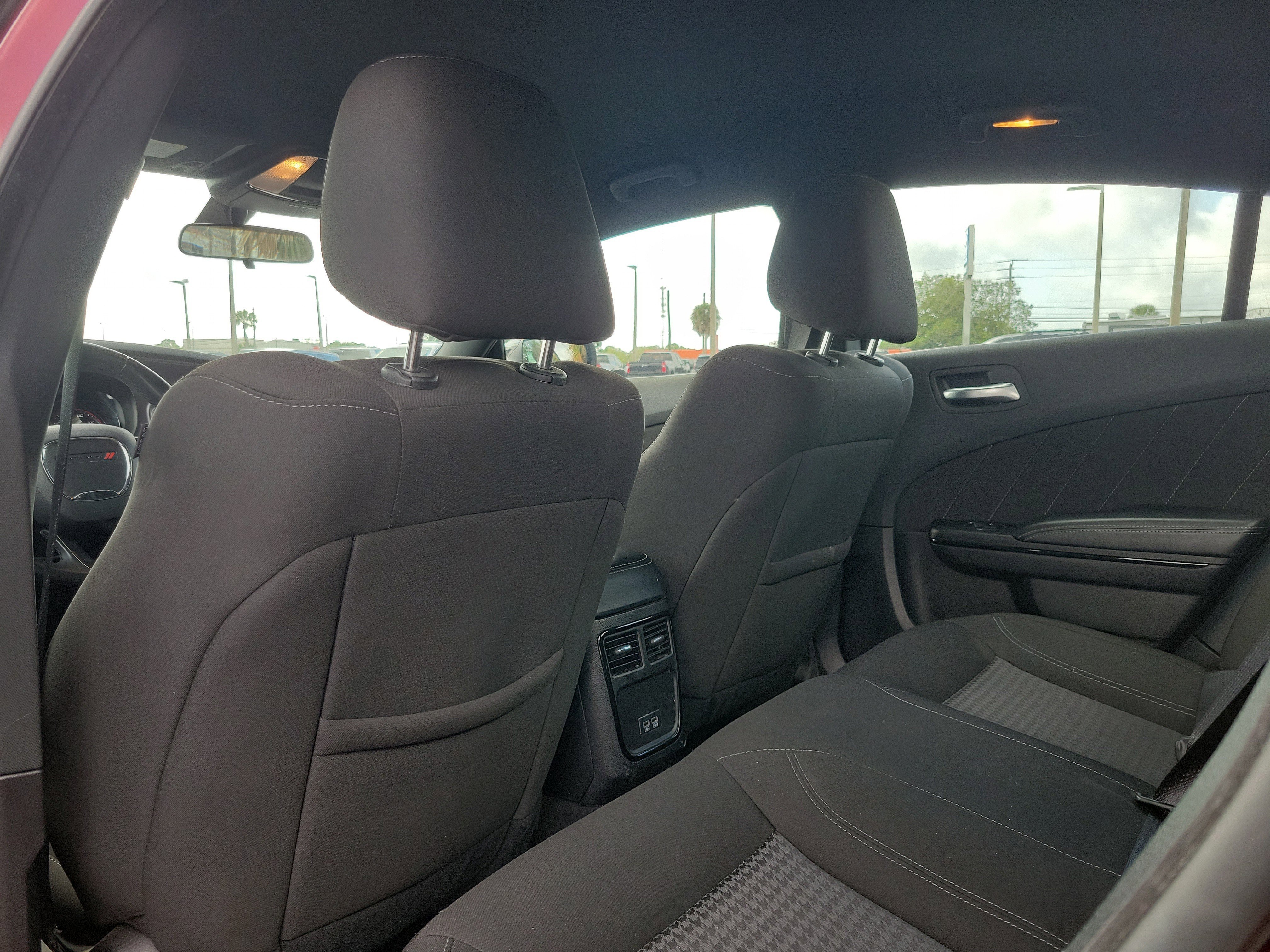 Used 2023 Dodge Charger SXT w/ Blacktop Package image 11