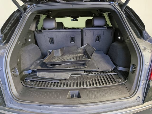 Used 2023 Cadillac XT5 Luxury w/ LPO, Floor Liner Package AWD/4WD image 11