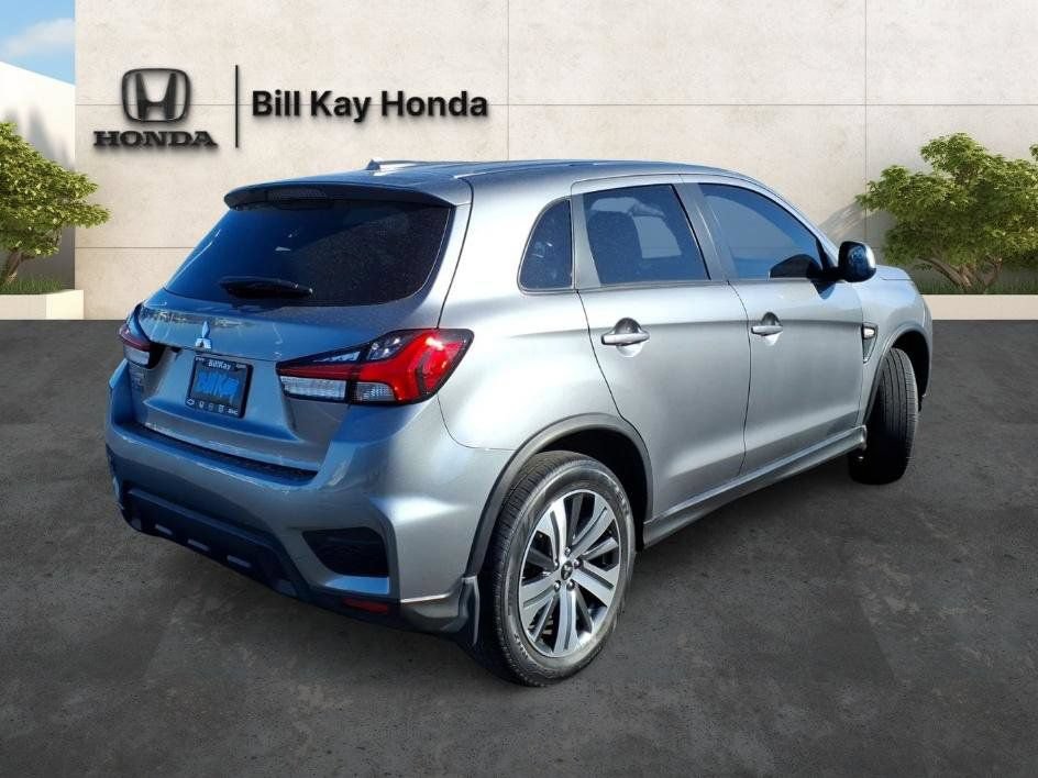 Used 2023 Mitsubishi Outlander Sport ES AWD/4WD image 3