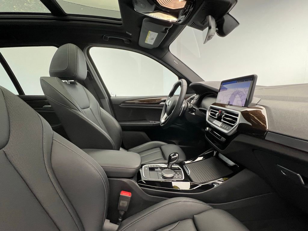 Certified 2023 BMW X3 xDrive30i w/ Premium Package image 6