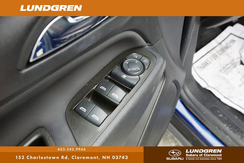 Used 2023 Chevrolet Equinox RS image 12