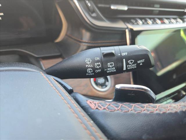 Used 2021 Jeep Grand Cherokee L Summit w/ Luxury Tech Group V AWD/4WD image 21