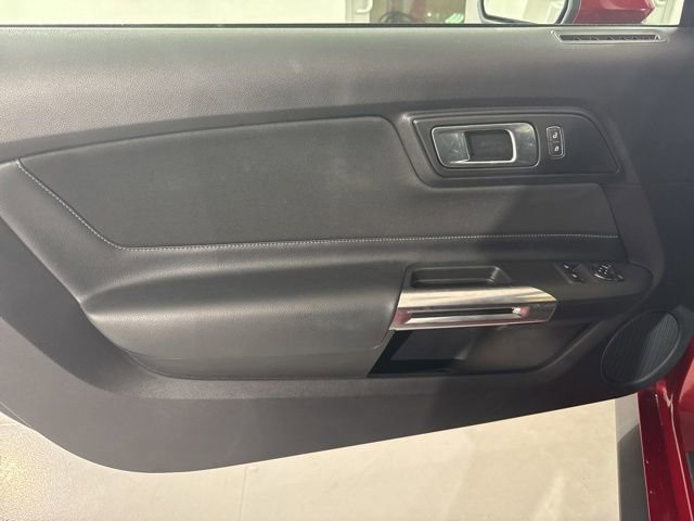 Used 2019 Ford Mustang GT w/ GT Performance Package RWD image 17