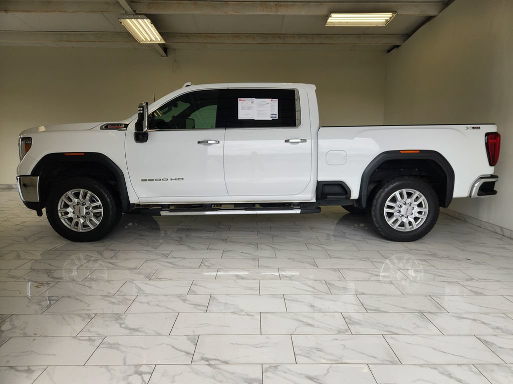Used 2022 GMC Sierra 2500 SLT w/ SLT Preferred Package AWD/4WD image 4