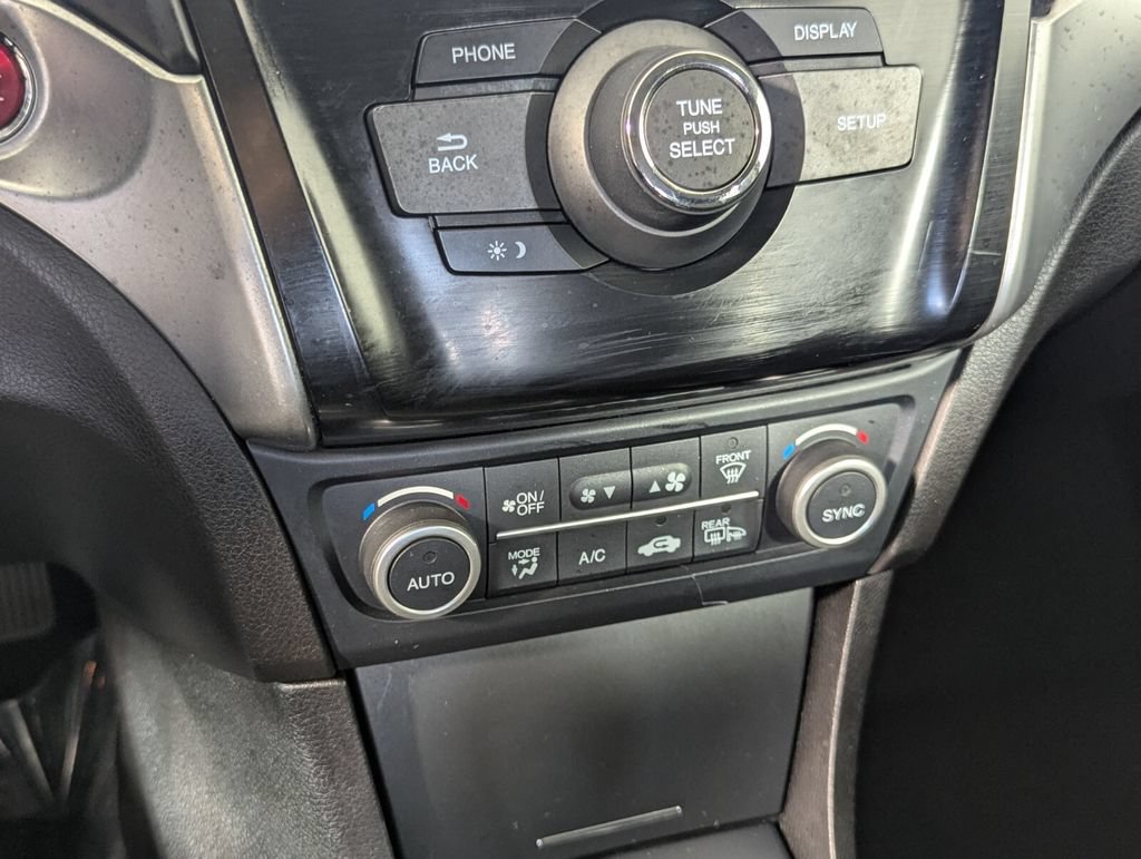 Used 2016 Acura ILX FWD image 20