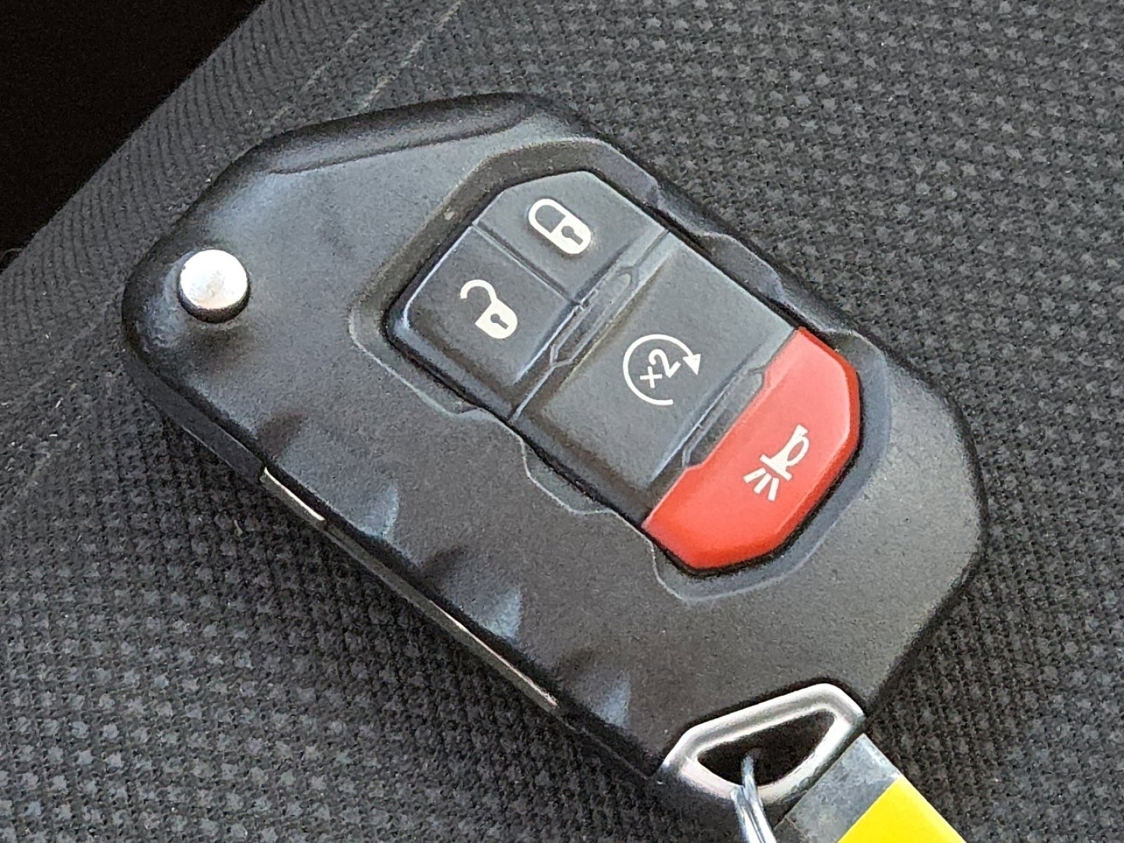 Used 2018 Jeep Wrangler Unlimited Sport S image 32