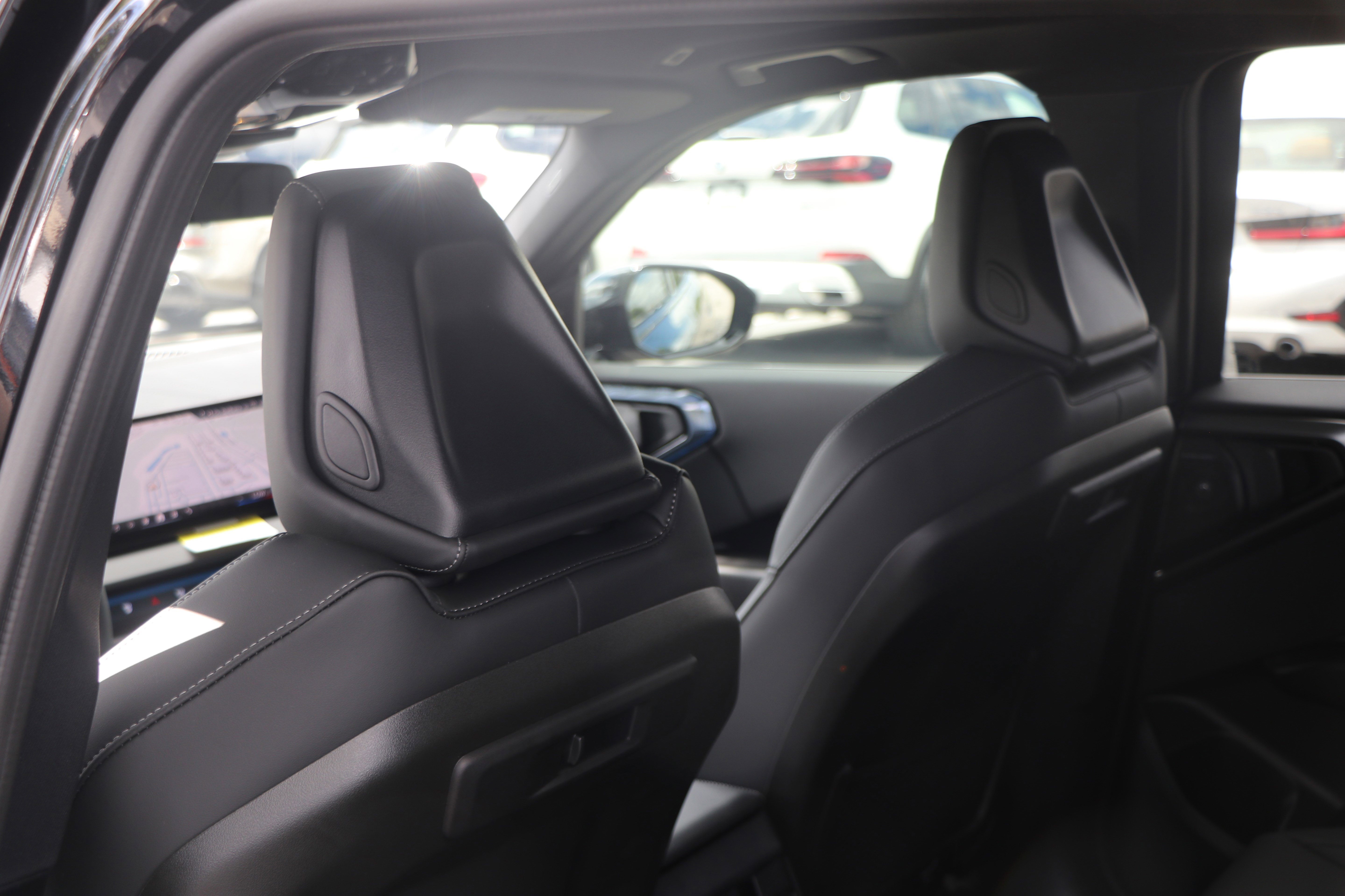 Certified 2025 BMW X3 xDrive30i w/ Premium Package AWD/4WD image 34