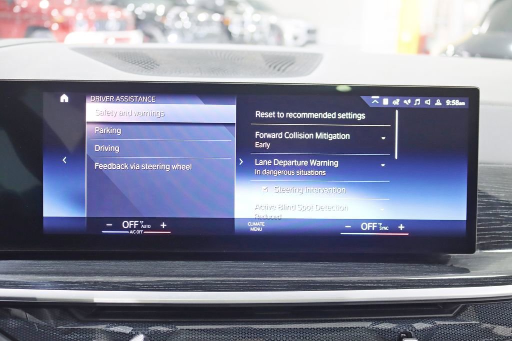 Used 2023 BMW X7 xDrive40i w/ M Sport Package image 22