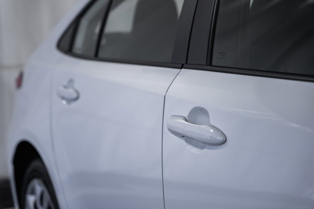 Used 2024 Toyota Corolla LE image 12
