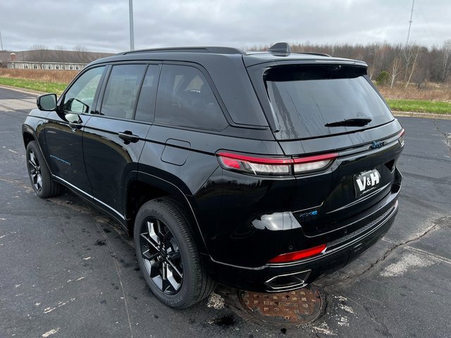 Used 2024 Jeep Grand Cherokee Limited 4xe image 5