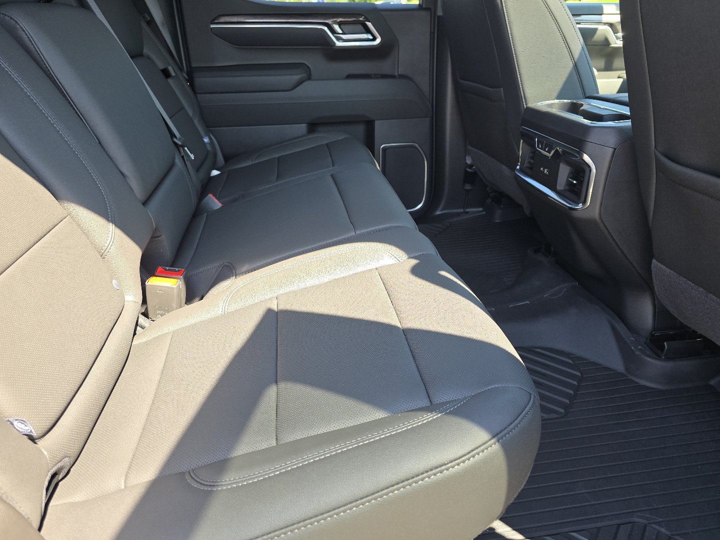 New 2026 Chevrolet Silverado 1500 LTZ AWD/4WD image 14