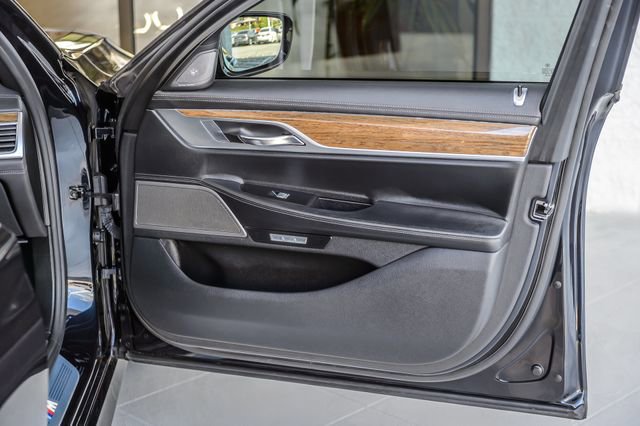 Used 2017 BMW 740i xDrive AWD/4WD image 62