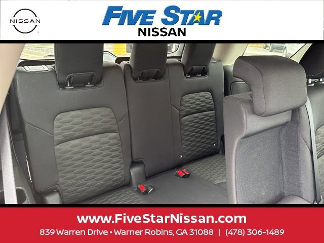 Used 2024 Nissan Pathfinder SV FWD image 27